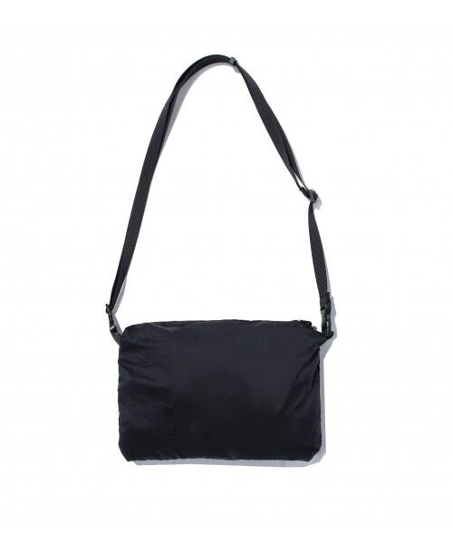 YALE（イェール）の「[ONEMILE WEAR] コンフォートバックルノーカラージャケット ブラック（ナイロンジャケット・レディース・その他・LARGE/MEDIUM/SMALL/WS/X-LARGE）」の5枚目の写真