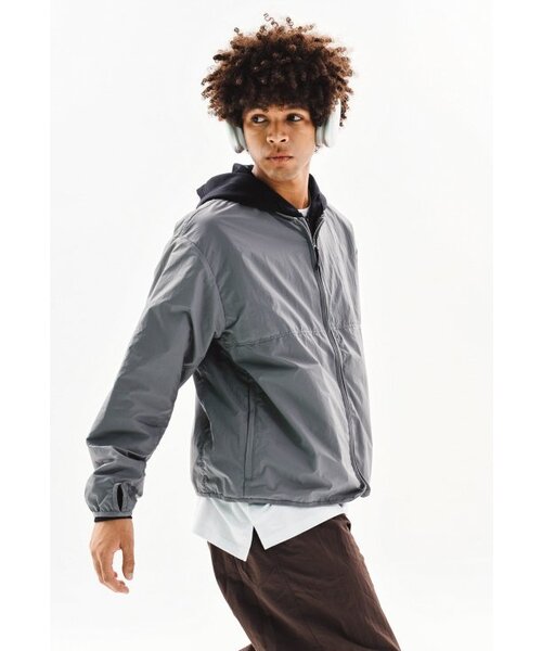 YALE（イェール）の「[ONEMILE WEAR] コンフォートバックルノーカラージャケット ブラック（ナイロンジャケット・レディース・その他・LARGE/MEDIUM/SMALL/WS/X-LARGE）」の15枚目の写真
