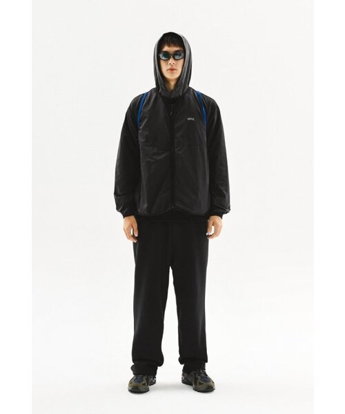 YALE（イェール）の「[ONEMILE WEAR] コンフォートバックルノーカラージャケット ブラック（ナイロンジャケット・レディース・その他・LARGE/MEDIUM/SMALL/WS/X-LARGE）」の16枚目の写真