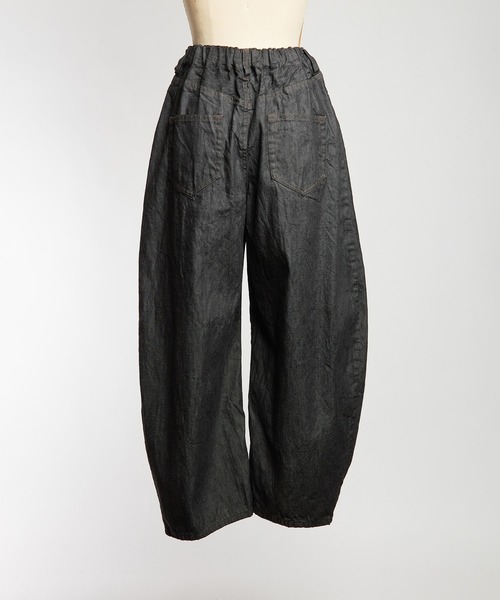 gomme(ゴム)の「バレルデニムパンツ(デニムパンツ・レディース・チャコールグレー/ブラック・MEDIUM)」の15枚目の写真