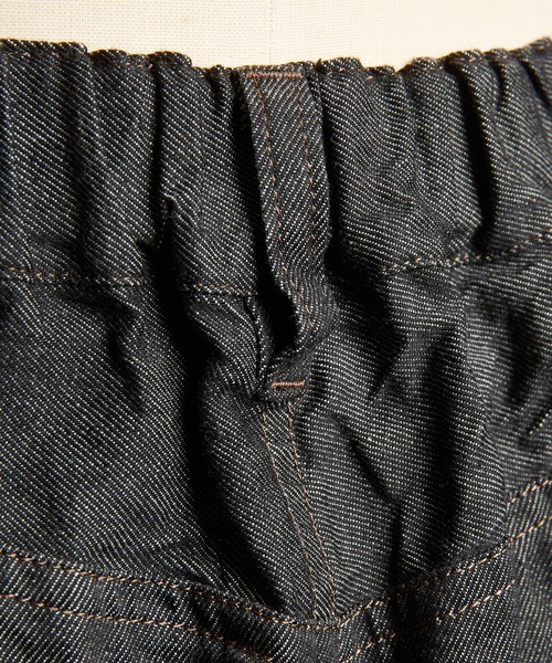 gomme(ゴム)の「バレルデニムパンツ(デニムパンツ・レディース・チャコールグレー/ブラック・MEDIUM)」の19枚目の写真