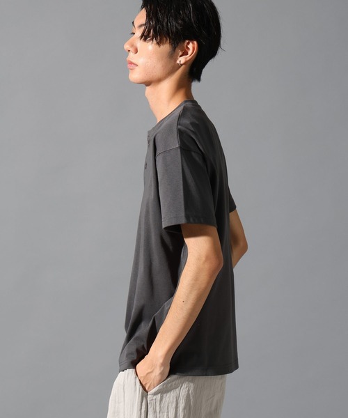 LAND MUSEUM(ランドミュージアム)の「LAND MUSEUM/ヘンリータイト半袖T(Tシャツ/カットソー・メンズ・ブラック/チャコール/ホワイト・LARGE/MEDIUM)」の14枚目の写真