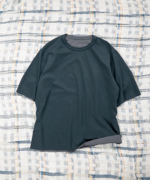 ADAM ET ROPE'(アダムエロペ)の「26SS ハイゲージシャンブレーリバーシブルTEE(Tシャツ/カットソー・メンズ・ブラック/ベージュ系その他/ダークブラウン/ネイビー・L/M)」の1枚目の写真