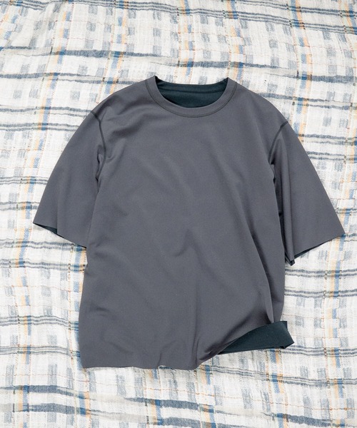 ADAM ET ROPE'(アダムエロペ)の「26SS ハイゲージシャンブレーリバーシブルTEE(Tシャツ/カットソー・メンズ・ブラック/ベージュ系その他/ダークブラウン/ネイビー・L/M)」の18枚目の写真