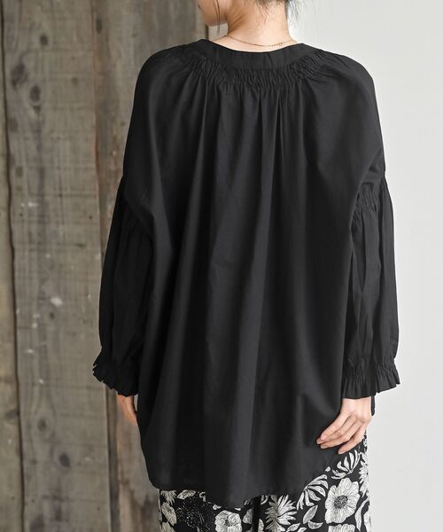 rps（アールピーエス）の「スモッキング７分袖ブラウス（シャツ/ブラウス・レディース・チャコールグレー/ブラック・フリー）」の17枚目の写真