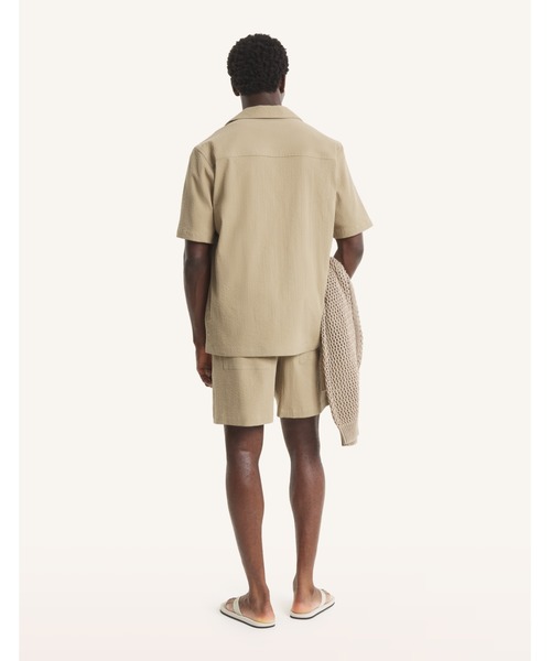Maison Kitsune(メゾンキツネ)の「ELASTICATED SHORTS(その他パンツ・メンズ・ベージュ/ネイビー・XS/L/S/M/XL)」の5枚目の写真