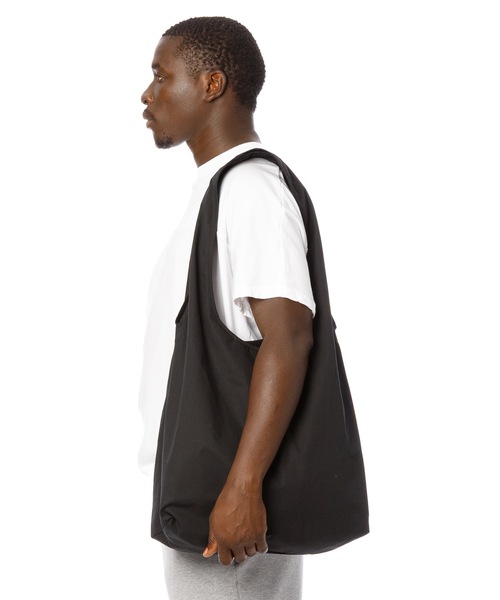 DAILY STANDARD by SANDINISTA(デイリースタンダードバイサンディニスタ)の「CORDURA Rip-Stop Packable Market Bag / コーデュラリップパッカブル仕様マーケットバッグ(エコバッグ/サブバッグ・メンズ・ブラック/オリーブ/ネイビー・FREE)」の16枚目の写真