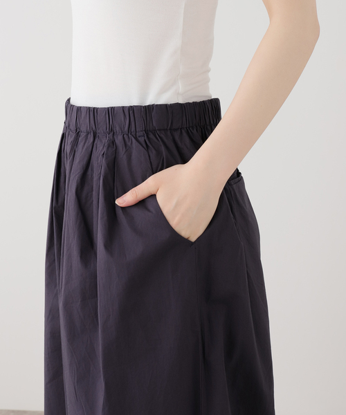 JOURNAL STANDARD LUXE(ジャーナルスタンダード ラックス)の「スジャータコットン タックパンツ(その他パンツ・レディース・ブラック/ベージュ・FREE)」の4枚目の写真