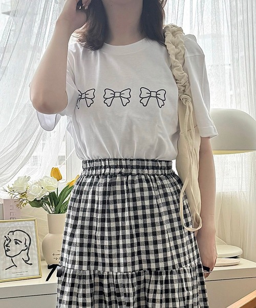 boemy（ボエミー）の「シンプルリボンデザイン半袖Tシャツ（Tシャツ/カットソー・レディース・ホワイト系その他・LARGE/MEDIUM）」の2枚目の写真