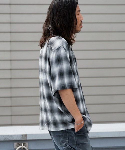 DAN RIVER(ダンリバー )の「DAN RIVER/ダンリバー 60S OMBRE LOOP COLLAR S/S SHIRTS オンブレチェック チェックシャツ 半袖 秋 秋服 2026年秋冬(シャツ/ブラウス・メンズ・グレー/グレー系・S/M/L)」の21枚目の写真