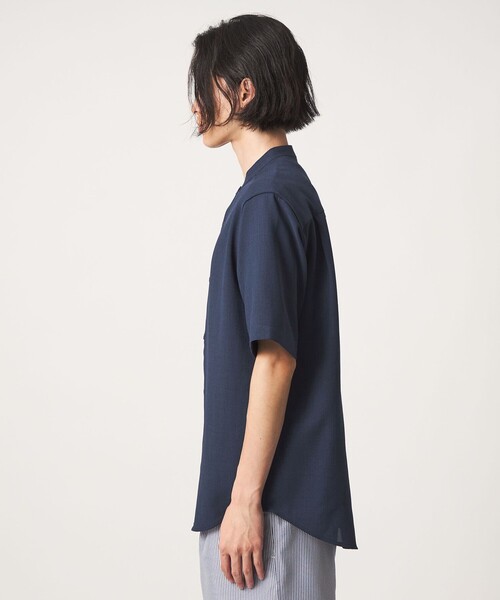 A DAY IN THE LIFE UNITED ARROWS(アデイインザライフユナイテッドアローズ)の「リネンライク メッシュ リラックス バンドカラーシャツ-吸水速乾・通気性-<A DAY IN THE LIFE>(シャツ/ブラウス・メンズ・ベージュ/ネイビー/ライトブルー・M/L)」の20枚目の写真