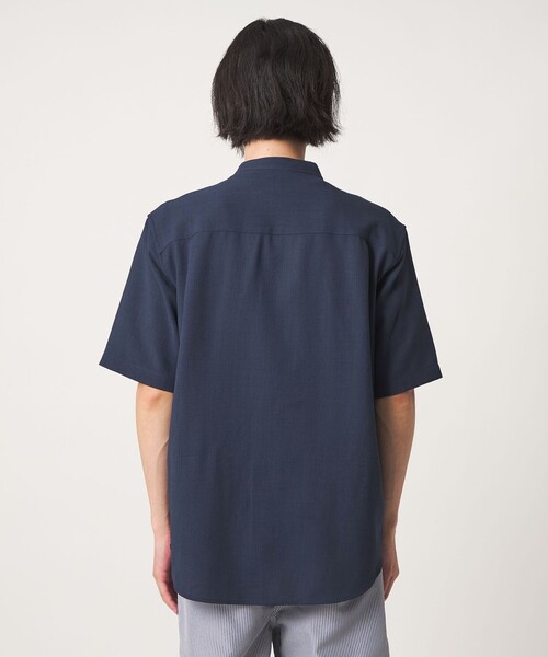 A DAY IN THE LIFE UNITED ARROWS(アデイインザライフユナイテッドアローズ)の「リネンライク メッシュ リラックス バンドカラーシャツ-吸水速乾・通気性-<A DAY IN THE LIFE>(シャツ/ブラウス・メンズ・ベージュ/ネイビー/ライトブルー・M/L)」の19枚目の写真