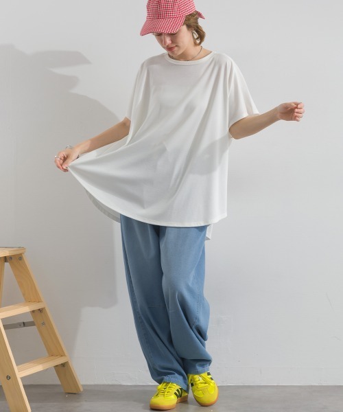 le colis（ルコリ）の「ヴィンテージ ロゴ プリント ポンチョ 半袖 チュニック（Tシャツ/カットソー・レディース・オフホワイト/ブラック/ブルー・FREE）」の9枚目の写真