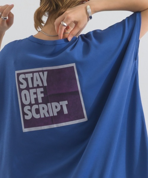 le colis（ルコリ）の「ヴィンテージ ロゴ プリント ポンチョ 半袖 チュニック（Tシャツ/カットソー・レディース・オフホワイト/ブラック/ブルー・FREE）」の14枚目の写真