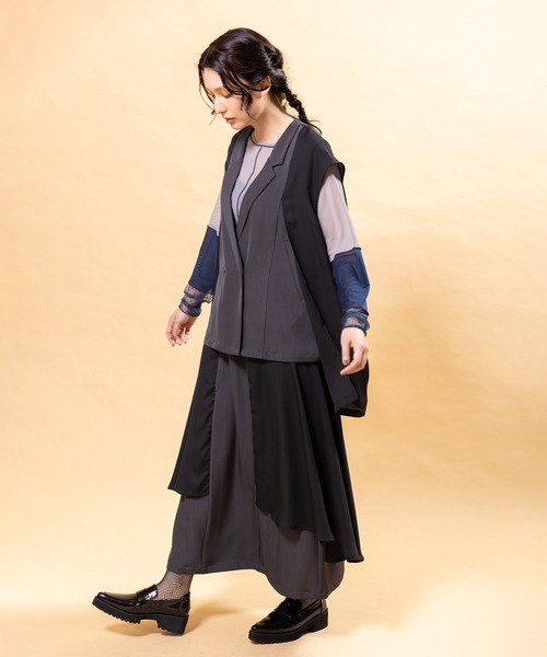 OSMOSIS(オズモーシス)の「シフォン切替ジレ(ベスト・レディース・ブラック/ダークグレー/ライトベージュ・ONE SIZE)」の5枚目の写真