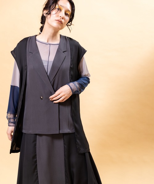 OSMOSIS(オズモーシス)の「シフォン切替ジレ(ベスト・レディース・ブラック/ダークグレー/ライトベージュ・ONE SIZE)」の8枚目の写真
