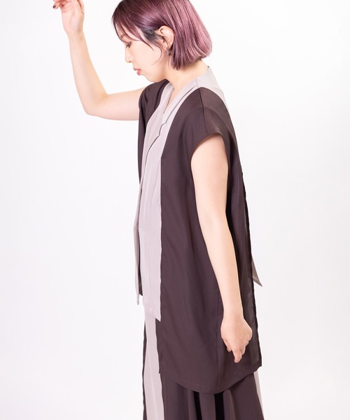 OSMOSIS(オズモーシス)の「シフォン切替ジレ(ベスト・レディース・ブラック/ダークグレー/ライトベージュ・ONE SIZE)」の16枚目の写真