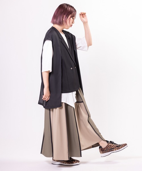 OSMOSIS(オズモーシス)の「シフォン切替ジレ(ベスト・レディース・ブラック/ダークグレー/ライトベージュ・ONE SIZE)」の21枚目の写真