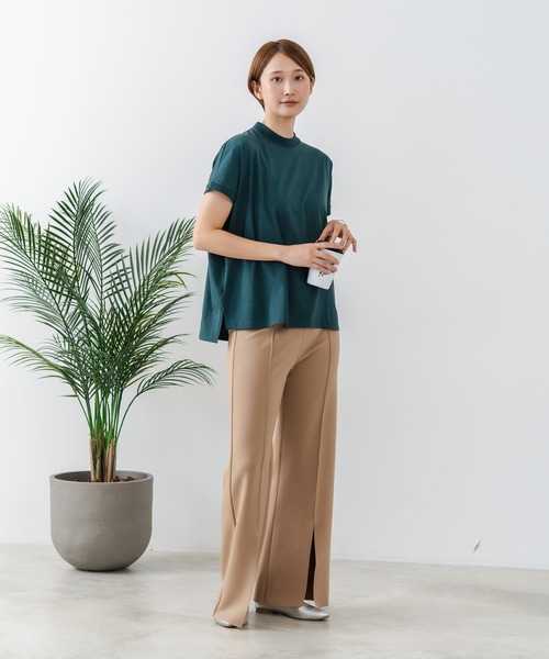 fort point(フォーポイント)の「【C-FORTPOINT/フォートポイント】【ストレッチ性抜群の冷感素材を使用】フレンチスリーブ モックネックTシャツ プチハイネック プルオーバー 接触冷感 涼しい 二の腕カバー サイドスリット(Tシャツ/カットソー・レディース・オフホワイト/ブラック/グリーン/ライトグレー/ブラウン・FREE)」の19枚目の写真