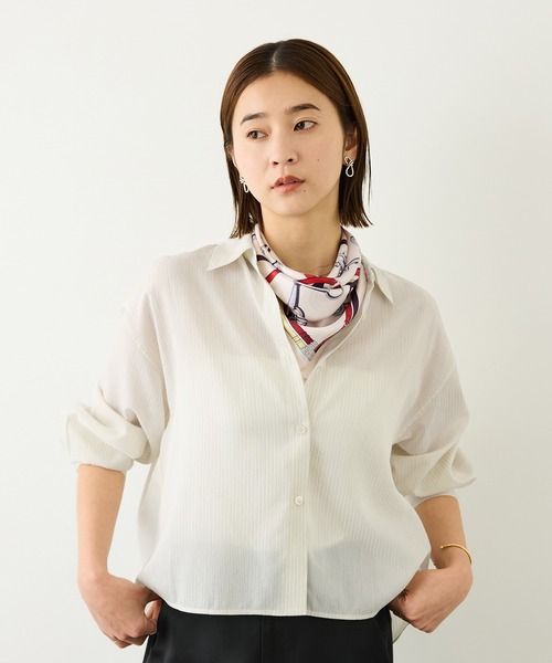 ROPE'(ロペ)の「キュプラコットン クロップドシャツブラウス/イージーケア・夏の羽織り・冷房対策(シャツ/ブラウス・レディース・ブルー系その他4/ホワイト系その他・FREE)」の3枚目の写真