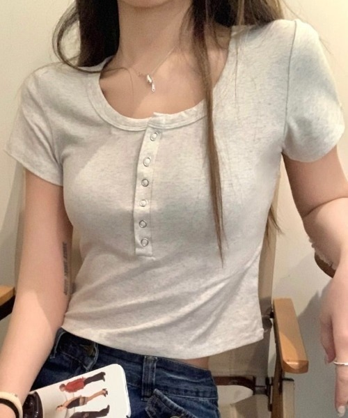 Vipoa(ヴィポア)の「シンプルヘンリースリムT(Tシャツ/カットソー・レディース・ライトグレー/ブラック/ホワイト・FREE)」の21枚目の写真
