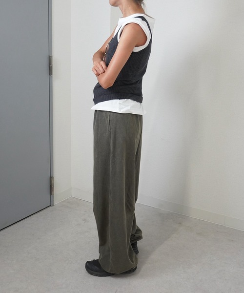 gossara(ゴサラ)の「【ラフなのにこなれる。パウダー加工で差がつく】パウダー加工スエットパンツ(スウェットパンツ・レディース・オートミール/チャコールグレー/ブラウン・FREE)」の11枚目の写真