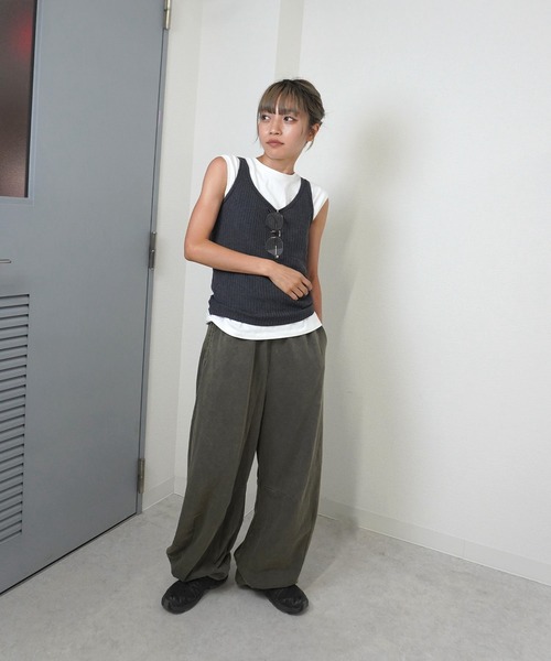 gossara(ゴサラ)の「【ラフなのにこなれる。パウダー加工で差がつく】パウダー加工スエットパンツ(スウェットパンツ・レディース・オートミール/チャコールグレー/ブラウン・FREE)」の13枚目の写真