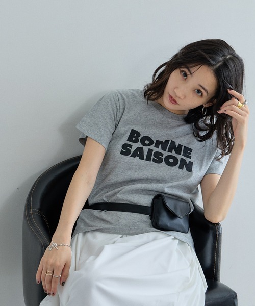 &. NOSTALGIA(アンドドットノスタルジア)の「汗染み防止加工ロゴTシャツ(Tシャツ/カットソー・レディース・オフホワイト/グレー・M)」の7枚目の写真