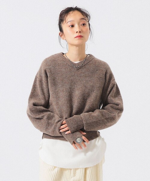 BEAMS BOY(ビームスボーイ)の「モヘヤ ミックス Vネック ニット(ニット/セーター・レディース・ブラウン/オフホワイト/トップグレー・1/0/2)」の3枚目の写真