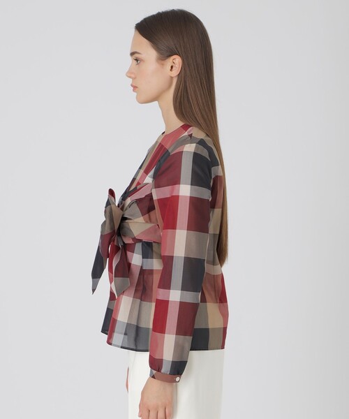 BLUE LABEL CRESTBRIDGE（ブルーレーベルクレストブリッジ）の「クレストブリッジチェックシアーボイルリボンブラウス（シャツ/ブラウス・レディース・パープル系その他4/ブルー系その他4/レッド・38/36）」の22枚目の写真