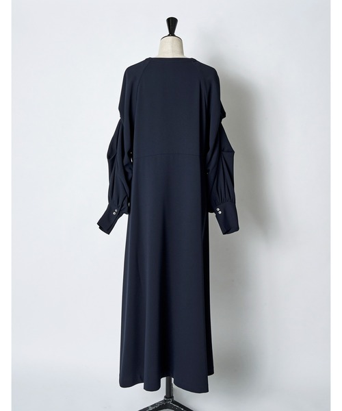 RUMCHE（ラムシェ）の「Curiosity Dress / キュリオシティドレス（ワンピース・レディース・ネイビー・FREE）」の4枚目の写真