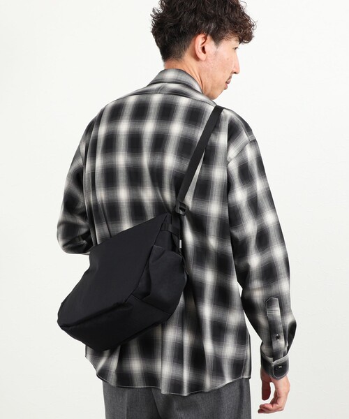 NESK(ネスク)の「【NESK/ネスク】NS-023 コンパクトラウンドショルダーバッグ(ショルダーバッグ・メンズ・ブラック・FREE)」の5枚目の写真
