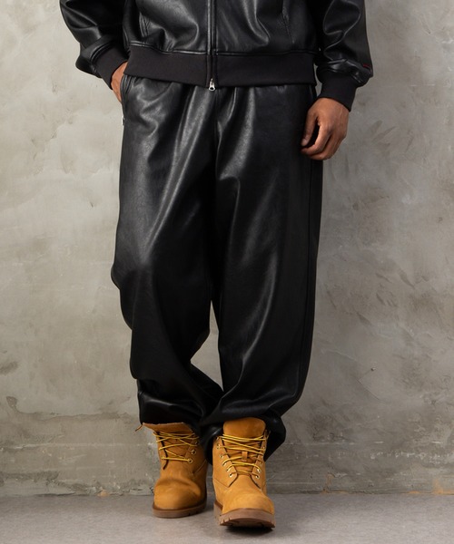 FUBU( フブ)の「FUBU フブ M’S FAUX LEATHER EASY PANTS/フェイクレザーイージーパンツ(その他パンツ・メンズ・ブラック・XXL/XL/L/M)」の1枚目の写真