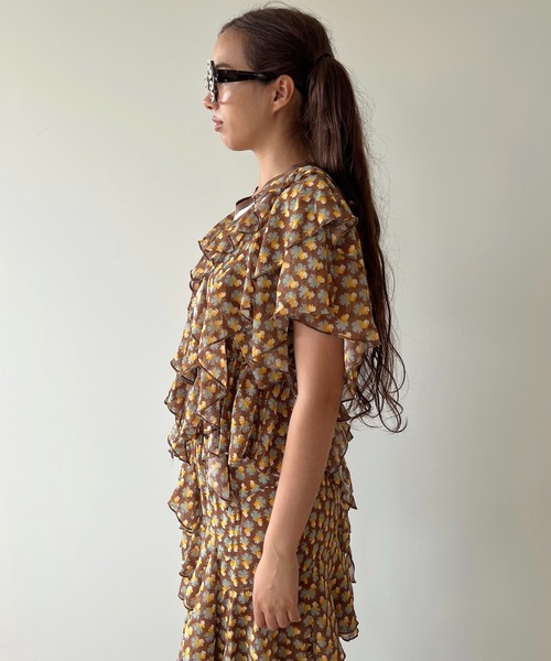 anna sui nyc（アナ スイ エヌ ワイ シー）の「MARY フリルトップス（Tシャツ/カットソー・レディース・ブラウン/ブラック・FREE）」の16枚目の写真