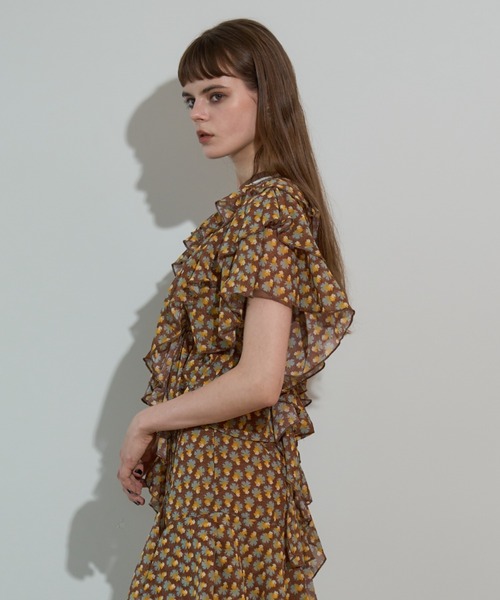 anna sui nyc（アナ スイ エヌ ワイ シー）の「MARY フリルトップス（Tシャツ/カットソー・レディース・ブラウン/ブラック・FREE）」の7枚目の写真