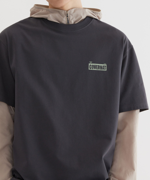 COVERNAT（カバーナット）の「スピマ 排気ジググラフィック Tシャツ Charcoal（Tシャツ/カットソー・レディース・その他・LARGE/MEDIUM/XX-LARGE/X-LARGE/SMALL/X-SMALL）」の3枚目の写真