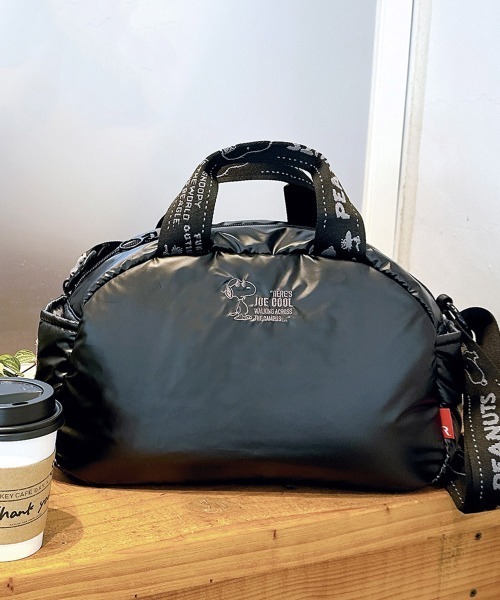 ROOTOTE(ルートート)の「ROOTOTE ルートート IP.デリPadded.Peanuts-0S(ショルダーバッグ・レディース・ベージュ・FREE)」の4枚目の写真