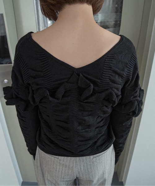 lawgy(ラウジー)の「textured ruffle knit cardigan / テクスチャードラッフルニットカーディガン(カーディガン/ボレロ・レディース・ブラック/ホワイト/グレー・FREE)」の11枚目の写真