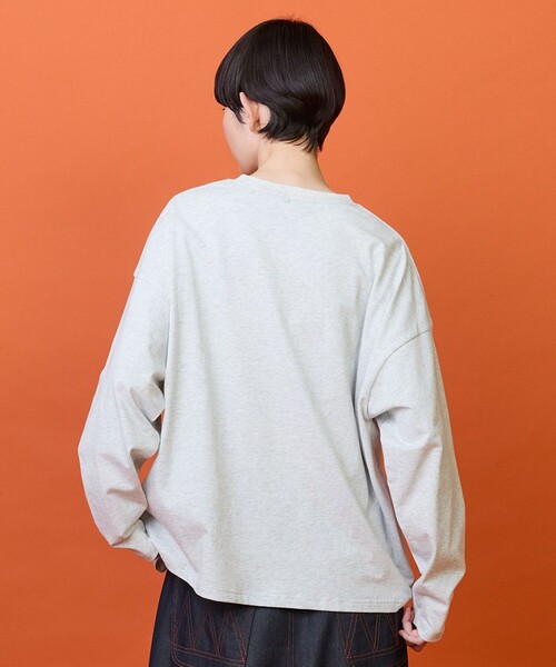 FRAPBOIS(フラボア)の「フラワーポケットロングTシャツ(Tシャツ/カットソー・レディース・オートミール/エメラルド・2/1)」の9枚目の写真
