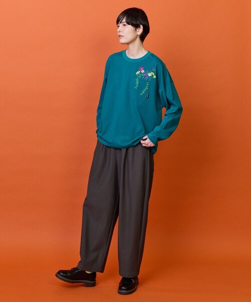 FRAPBOIS(フラボア)の「フラワーポケットロングTシャツ(Tシャツ/カットソー・レディース・オートミール/エメラルド・2/1)」の12枚目の写真