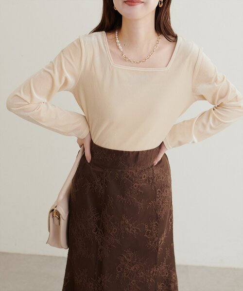 natural couture(ナチュラルクチュール)の「前後2WAY長袖プルオーバー(Tシャツ/カットソー・レディース・ブラック/ブラウン/アイボリー/チャコールグレー・FREE)」の6枚目の写真