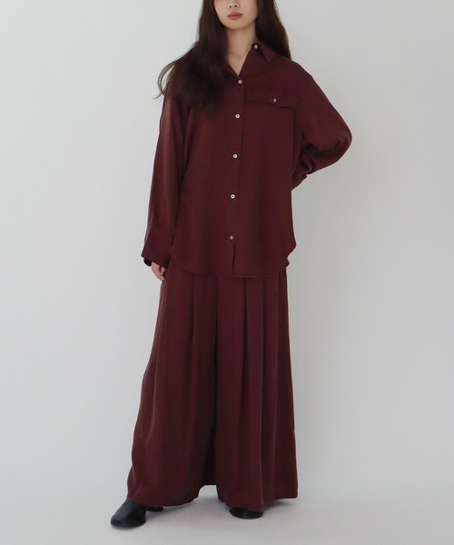 DRESSLAVE(ドレスレイブ)の「tencel tuck pants(テンセルタックワイドパンツ)(その他パンツ・レディース・レッド/ベージュ・38)」の4枚目の写真