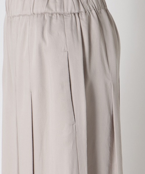 DRESSLAVE(ドレスレイブ)の「tencel tuck pants(テンセルタックワイドパンツ)(その他パンツ・レディース・レッド/ベージュ・38)」の12枚目の写真