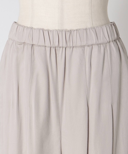 DRESSLAVE(ドレスレイブ)の「tencel tuck pants(テンセルタックワイドパンツ)(その他パンツ・レディース・レッド/ベージュ・38)」の13枚目の写真