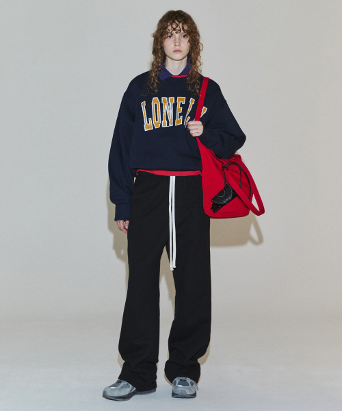 NOHANT(ノアン)の「LONELY/LOVELY クラック加工スウェットシャツ ネイビー(スウェット・レディース・ネイビー・SMALL/MEDIUM/LARGE)」の2枚目の写真