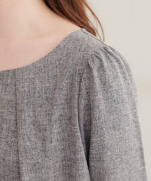 natural couture(ナチュラルクチュール)の「シアー重ねフレア袖ブラウス(シャツ/ブラウス・レディース・ライトベージュ/ブラック/グレー/ブラウン/サックスブルー・FREE)」の14枚目の写真