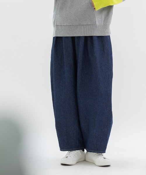 nop de nod（ノップドゥノッド）の「Pommeボリューム裾ダーツパンツ（その他パンツ・レディース・インディゴブルー/ブラック/ベージュ・M）」の14枚目の写真