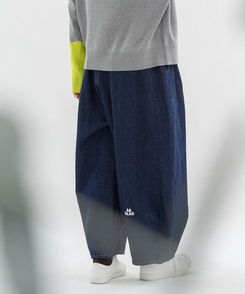 nop de nod（ノップドゥノッド）の「Pommeボリューム裾ダーツパンツ（その他パンツ・レディース・インディゴブルー/ブラック/ベージュ・M）」の15枚目の写真