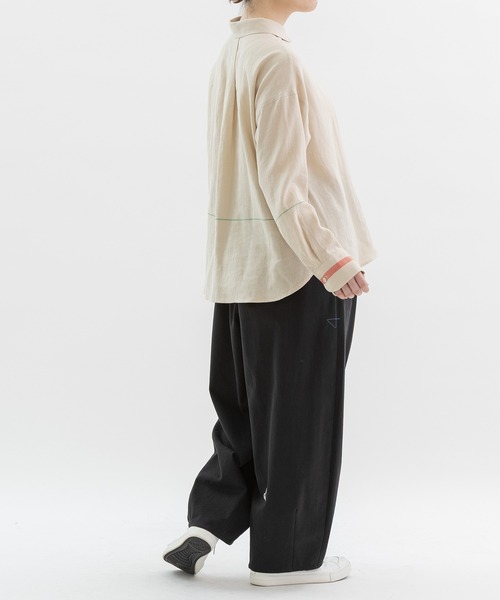 nop de nod（ノップドゥノッド）の「Pommeボリューム裾ダーツパンツ（その他パンツ・レディース・インディゴブルー/ブラック/ベージュ・M）」の19枚目の写真