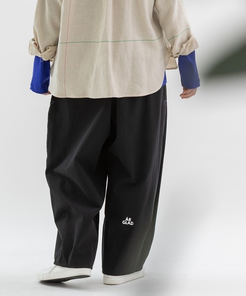 nop de nod（ノップドゥノッド）の「Pommeボリューム裾ダーツパンツ（その他パンツ・レディース・インディゴブルー/ブラック/ベージュ・M）」の21枚目の写真
